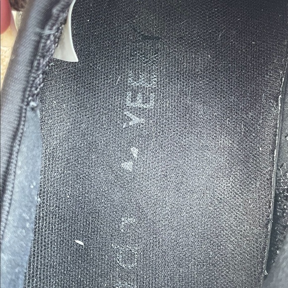 Adidas Pirate Black Yeezy Boost 350 main image 6